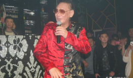 何家驹全部电影,一部电影，一生传奇